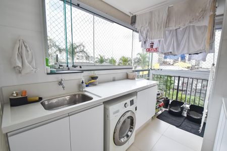 Apartamento à venda com 176m², 3 quartos e 3 vagas Apartamento à venda com 176m², 3 quartos e 3 vagasCopa