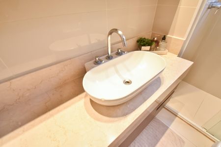 Apartamento à venda com 176m², 3 quartos e 3 vagas Apartamento à venda com 176m², 3 quartos e 3 vagasBanheiro da suíte 3