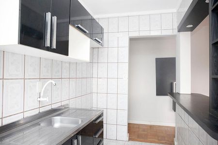 Apartamento à venda com 51m², 1 quarto e sem vagaCozinha + Área de Serviço