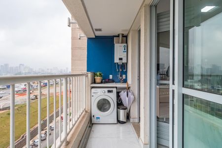 Apartamento à venda com 45m², 1 quarto e 1 vaga Apartamento à venda com 45m², 1 quarto e 1 vagaVaranda