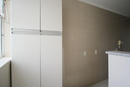 Apartamento à venda com 70m², 3 quartos e 1 vagaÁrea de Serviço