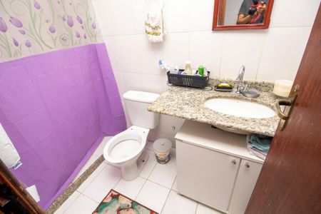Apartamento à venda com 197m², 3 quartos e sem vagaBanheiro social