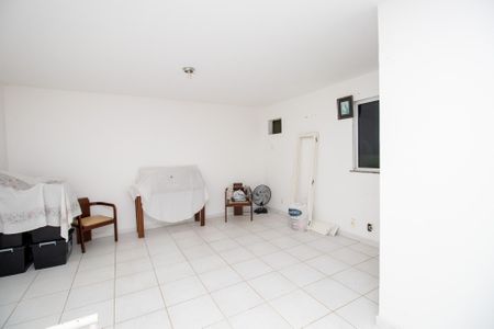 Apartamento à venda com 197m², 3 quartos e sem vagaHall