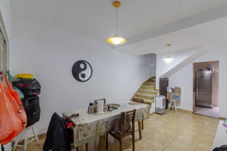 Casa à venda com 66m², 2 quartos e 1 vagaSala