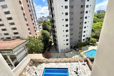 Apartamento à venda com 70m², 3 quartos e 1 vaga Apartamento à venda com 70m², 3 quartos e 1 vagaVista da Varanda
