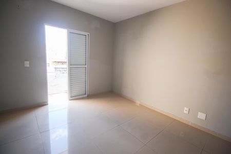 Casa à venda com 160m², 3 quartos e 2 vagasSuíte 3