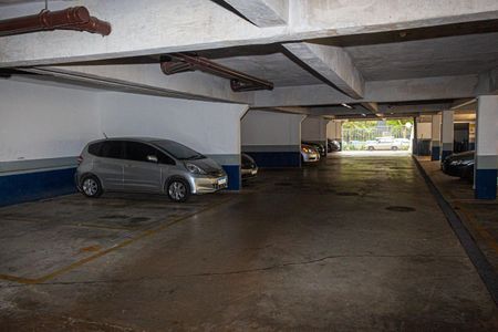 Apartamento à venda com 34m², 1 quarto e 1 vaga Apartamento à venda com 34m², 1 quarto e 1 vagaGaragem