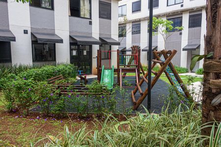 Apartamento à venda com 34m², 1 quarto e 1 vaga Apartamento à venda com 34m², 1 quarto e 1 vagaÁrea comum - Playground