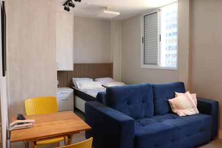Quarto de kitnet/studio para alugar com 1 quarto, 24m² em Água Branca, São Paulo
