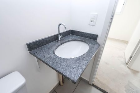 Apartamento para alugar com 38m², 2 quartos e sem vagaBanheiro