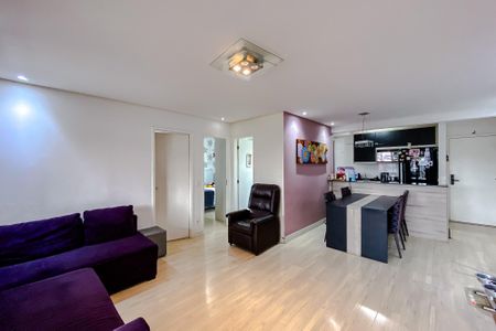 Sala de apartamento para alugar com 2 quartos, 82m² em Vila Bertioga, São Paulo