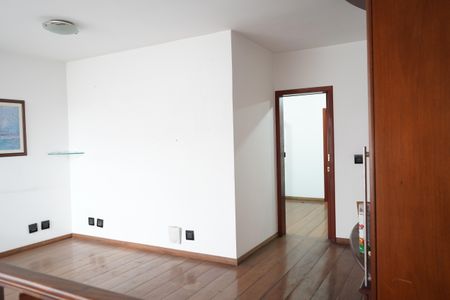 Casa à venda com 320m², 5 quartos e 3 vagasHall Quartos