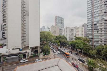 Vista do Quarto 1 de apartamento para alugar com 3 quartos, 135m² em Pinheiros, São Paulo