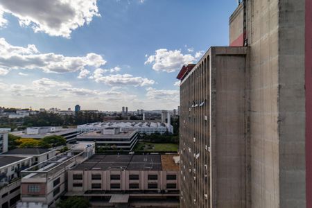 Apartamento para alugar com 32m², 2 quartos e sem vaga Apartamento para alugar com 32m², 2 quartos e sem vagaVista do Quarto 2