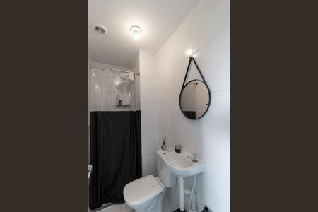 Apartamento para alugar com 32m², 2 quartos e sem vaga Apartamento para alugar com 32m², 2 quartos e sem vagaBanheiro