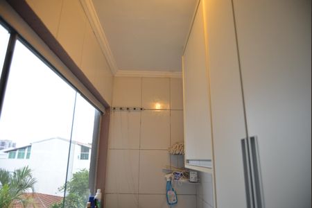 Apartamento à venda com 100m², 3 quartos e 2 vagasÁrea de Serviço