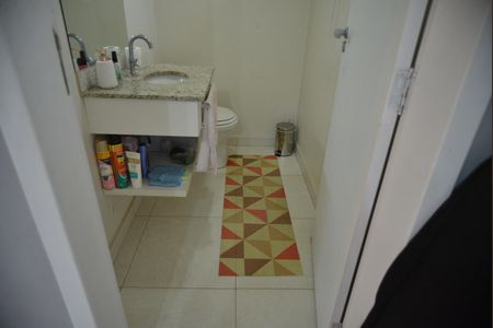 Apartamento à venda com 100m², 3 quartos e 2 vagasBanheiro de Serviço