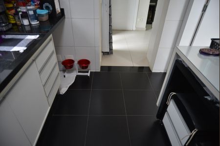 Apartamento à venda com 100m², 3 quartos e 2 vagasCozinha