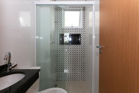 Apartamento para alugar com 38m², 2 quartos e sem vaga Apartamento para alugar com 38m², 2 quartos e sem vagaBanheiro