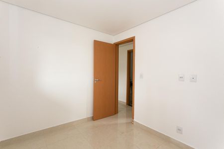 Quarto 1 de apartamento para alugar com 2 quartos, 38m² em Vila Centenario, São Paulo