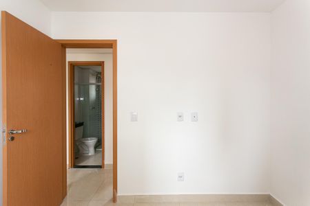 Quarto 1 de apartamento para alugar com 2 quartos, 38m² em Vila Centenario, São Paulo