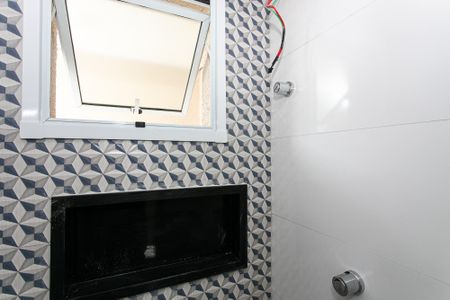 Apartamento para alugar com 38m², 2 quartos e sem vaga Apartamento para alugar com 38m², 2 quartos e sem vagaBanheiro Social