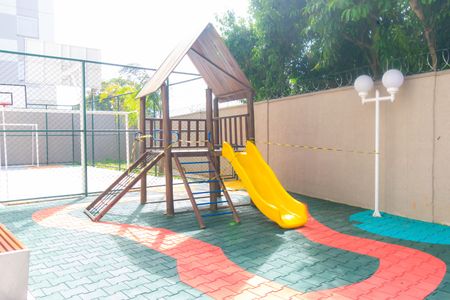 Apartamento à venda com 35m², 2 quartos e sem vagaÁrea comum - Playground