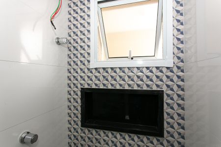 Apartamento para alugar com 38m², 2 quartos e sem vaga Apartamento para alugar com 38m², 2 quartos e sem vagaBanheiro Social