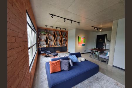 Sala de apartamento para alugar com 1 quarto, 70m² em Jardim Sabara, São Paulo