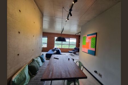 Sala de apartamento para alugar com 1 quarto, 70m² em Jardim Sabara, São Paulo