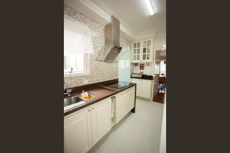 Apartamento à venda com 144m², 3 quartos e 2 vagas Apartamento à venda com 144m², 3 quartos e 2 vagasCOZINHA