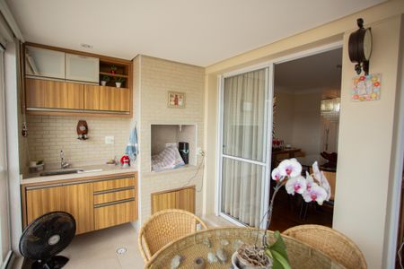 Apartamento à venda com 144m², 3 quartos e 2 vagas Apartamento à venda com 144m², 3 quartos e 2 vagasVARANDA DA SALA