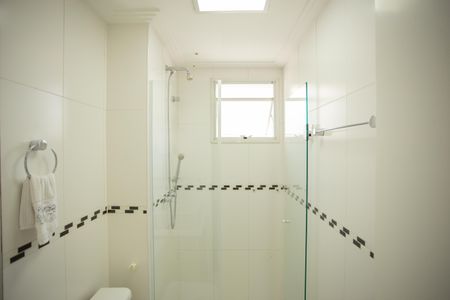 Apartamento à venda com 144m², 3 quartos e 2 vagas Apartamento à venda com 144m², 3 quartos e 2 vagasBANHEIRO SUÍTE 3