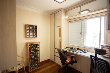 Apartamento à venda com 144m², 3 quartos e 2 vagas Apartamento à venda com 144m², 3 quartos e 2 vagasQUARTO SUÍTE 3