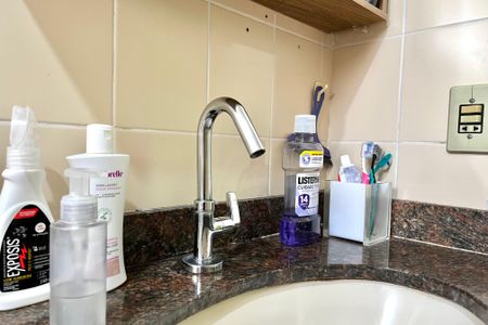 Apartamento à venda com 67m², 2 quartos e 2 vagas Apartamento à venda com 67m², 2 quartos e 2 vagasBanheiro Social