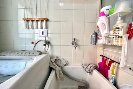 Apartamento à venda com 67m², 2 quartos e 2 vagas Apartamento à venda com 67m², 2 quartos e 2 vagasÁrea de Serviço