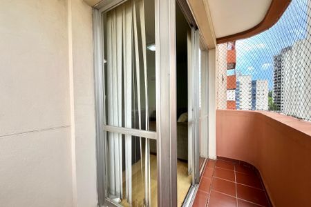 Apartamento à venda com 67m², 2 quartos e 2 vagas Apartamento à venda com 67m², 2 quartos e 2 vagasVista da Varanda da Sala