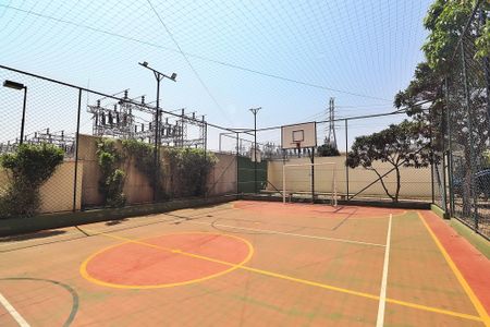 Apartamento à venda com 54m², 3 quartos e 1 vagaÁrea comum - Quadra esportiva