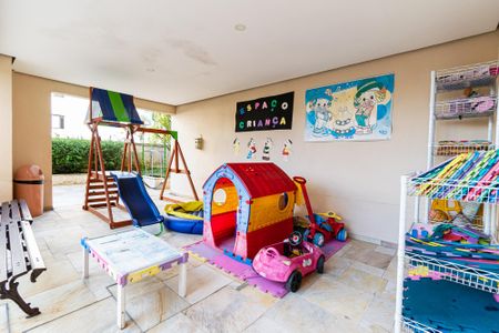 Apartamento à venda com 67m², 2 quartos e 1 vaga Apartamento à venda com 67m², 2 quartos e 1 vagaÁrea comum - Playground