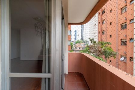 Sacada de apartamento à venda com 2 quartos, 67m² em Vila Guarani (zona Sul), São Paulo