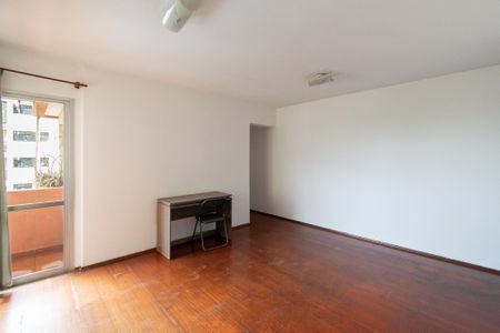 Apartamento à venda com 67m², 2 quartos e 1 vaga Apartamento à venda com 67m², 2 quartos e 1 vagaSala