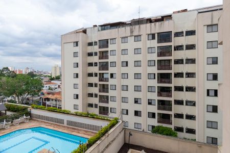 Apartamento à venda com 67m², 2 quartos e 1 vaga Apartamento à venda com 67m², 2 quartos e 1 vagaVista da Sacada