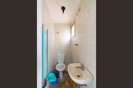 Apartamento à venda com 67m², 2 quartos e 1 vaga Apartamento à venda com 67m², 2 quartos e 1 vagaBanheiro de serviço