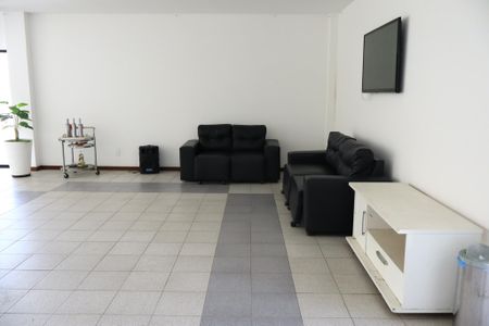 Apartamento para alugar com 34m², 1 quarto e 2 vagas Apartamento para alugar com 34m², 1 quarto e 2 vagasÁrea comum - Salão de festas
