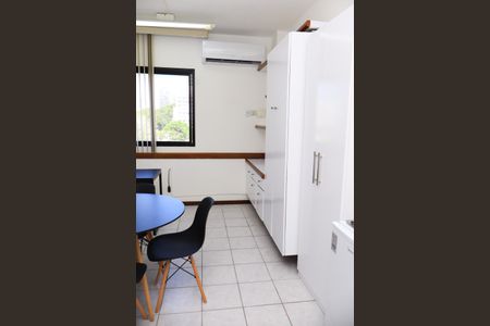 Apartamento para alugar com 34m², 1 quarto e 2 vagas Apartamento para alugar com 34m², 1 quarto e 2 vagasQuarto