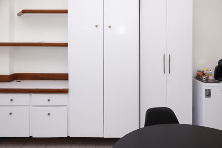 Apartamento para alugar com 34m², 1 quarto e 2 vagas Apartamento para alugar com 34m², 1 quarto e 2 vagasQuarto