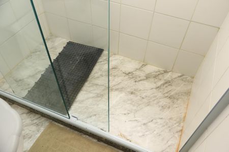 Apartamento para alugar com 34m², 1 quarto e 2 vagas Apartamento para alugar com 34m², 1 quarto e 2 vagasBanheiro Social