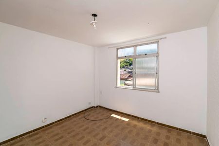 Sala de apartamento à venda com 2 quartos, 55m² em Olaria, Rio de Janeiro