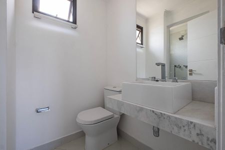 Apartamento à venda com 150m², 2 quartos e 3 vagasSuíte 2 - Banheiro