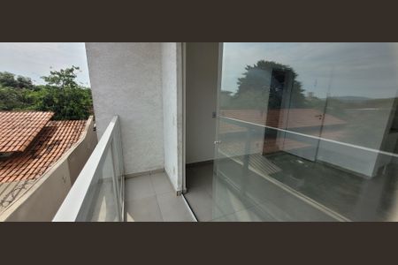 sacada de apartamento para alugar com 2 quartos, 51m² em Filadélfia, Betim